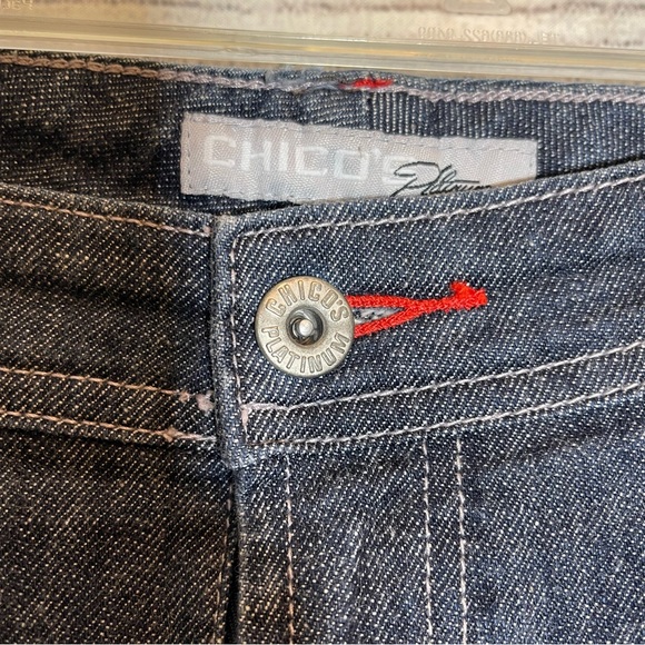 Chico's Platinum Stretch Dark Wash Metal Studded Back Pocket Design Sz 3… - Picture 9 of 9